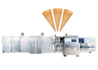 Özel Rulo Şeker Koni Üretim Hattı / Meyilli Tankı Ve Pompa Sistemi ile Endüstriyel Dondurma Makinesi