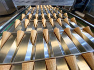 2.0hp Şeker Koni Üretim Hattı 63 Dökme Demir Pişirme Şablonları Dondurma Makinesi